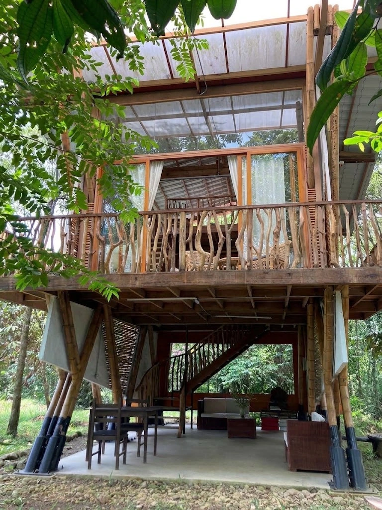 Tinamu Negro Ecolodge