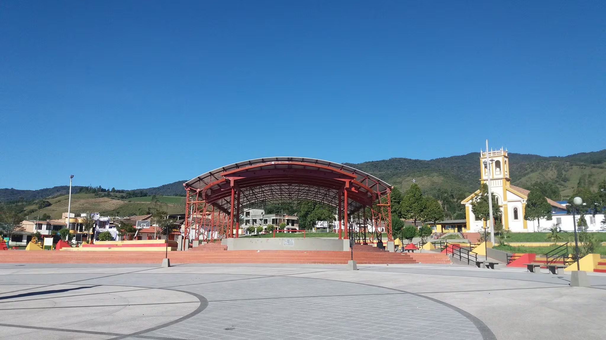 Colón